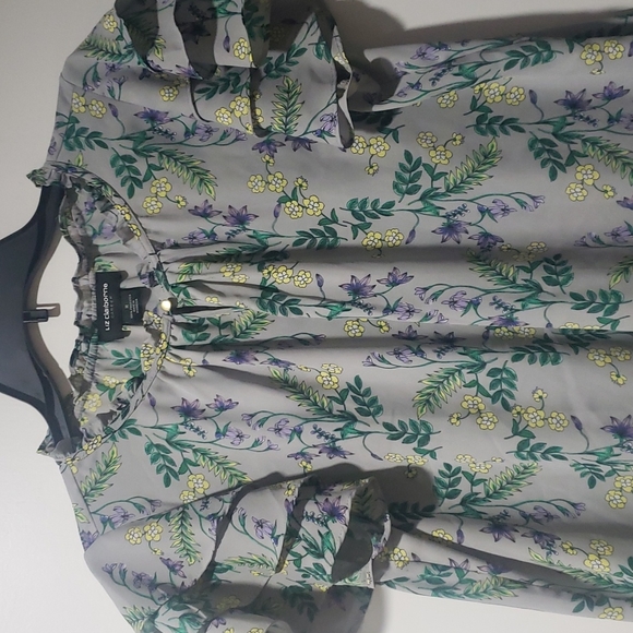 Top - Picture 2 of 9